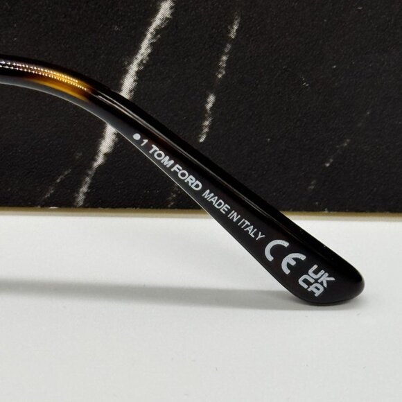NEW TOM FORD TF823 28F WOMEN AVIATOR SUNGLASSES TOM FORD CLARK FT0823/S 28F - Picture 8 of 10